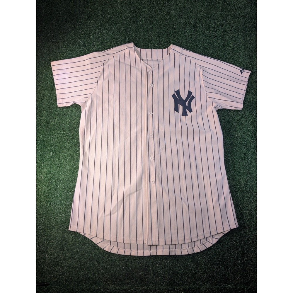 Majestic New York Yankees Pinstripe Baseball Jersey Mens Large 34 Navy Cream